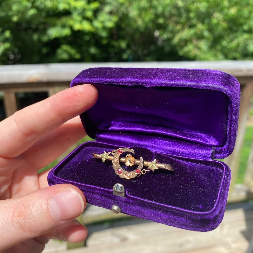 Antique 9ct gold moon brooch pendant
